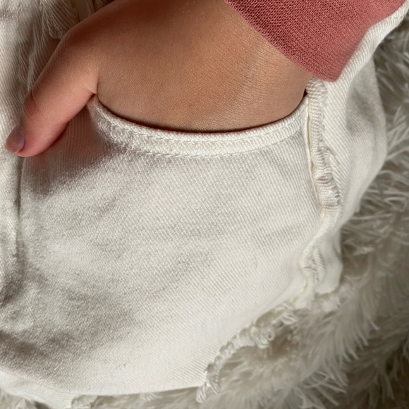 Woman’s XS White SHEIN Shorts - Picture 6 of 7